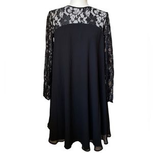 Momo Maternity Dress Lace Small